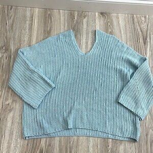 V neck cropped blue sweater wool blend size small